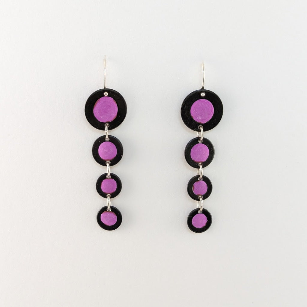 Four Violet Graduated Circles Earrings