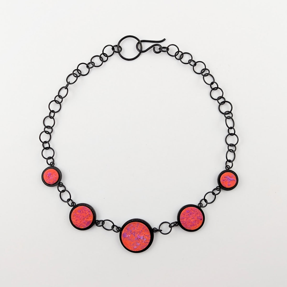 Graduated Magenta and Red Orange Necklace