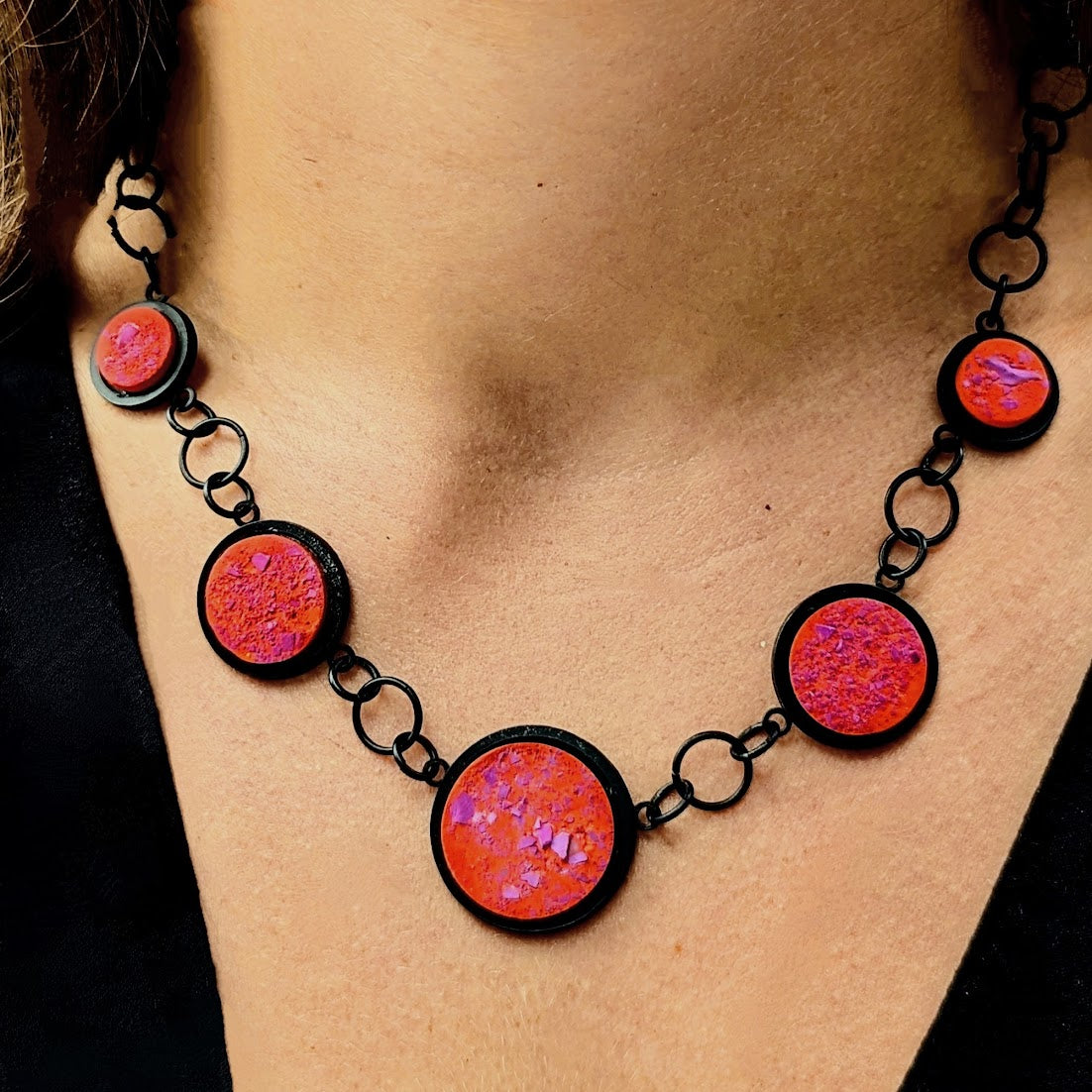 Graduated Magenta and Red Orange Necklace